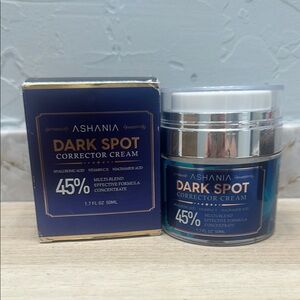 Dark Spot Corrector Cream‎ - Blue and Silver new in box
